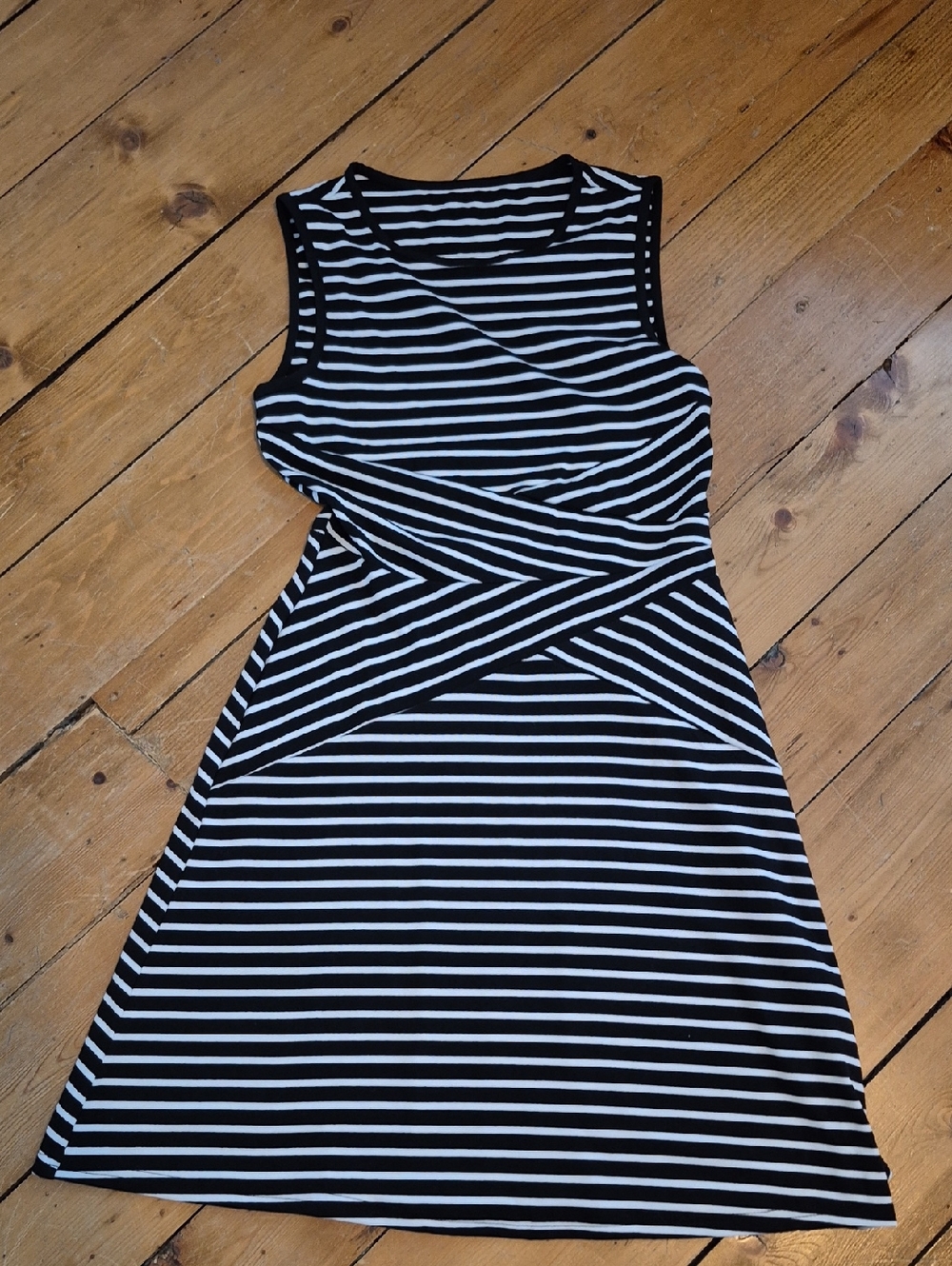 SHEIN Black & White Sleeveless Striped Midi Dress